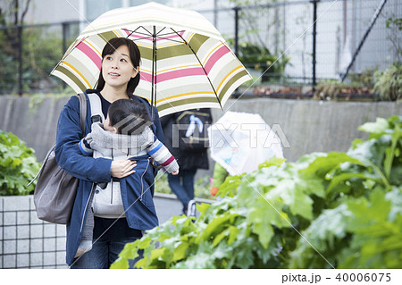 育児　雨天　 40006075