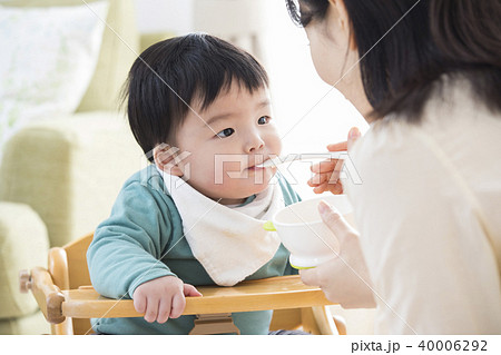 育児　離乳食 40006292