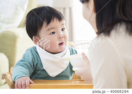 育児　離乳食 40006294