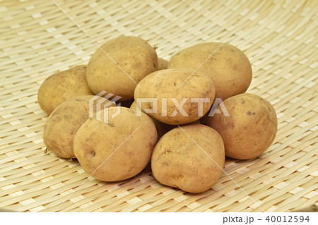 赤土新じゃが芋 赤土新じゃが芋 40012594