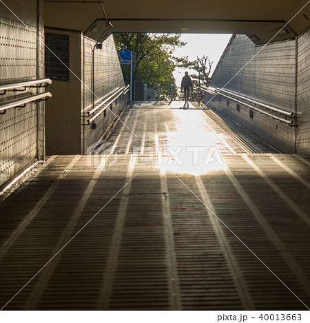 隧道 洞門 トンネル 40013663