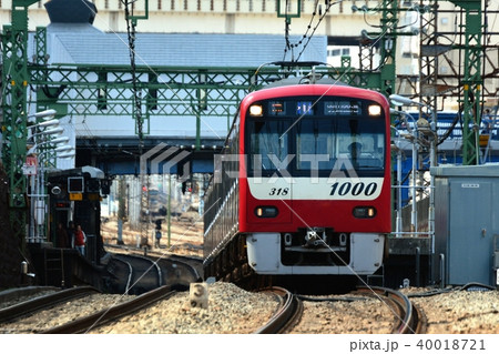 京急の電車 40018721