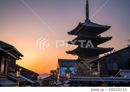 《京都府》八坂の塔・夕景 《京都府》八坂の塔・夕景 40020210