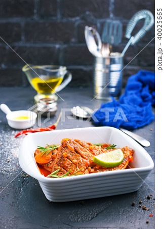 fish with tomato sauce fish with tomato sauce 40025665
