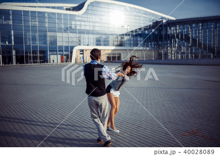 man and woman good time at the airport 40028089