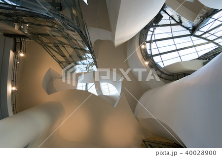 Interior of the Guggenheim  museum in Bilbao 40028900