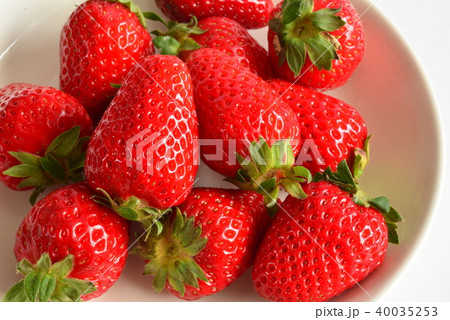 おいしそうな苺 おいしそうな苺 40035253