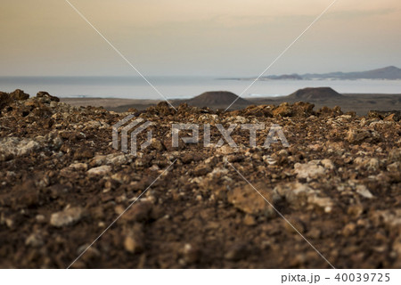 peak of the volcano peak of the volcano 40039725