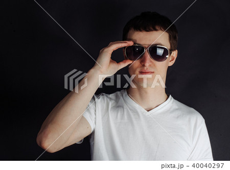Handsome young man with eyeglasses 40040297