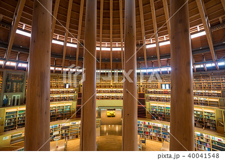 大学図書館の写真素材