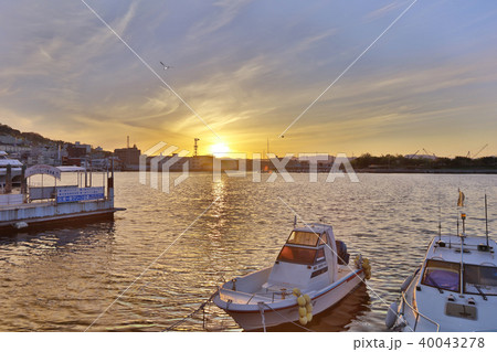 sunset at Hakodate Bay in the port sunset at Hakodate Bay in the port 40043278