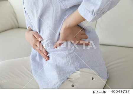 脇腹が痛い 脇腹が痛い 40043757