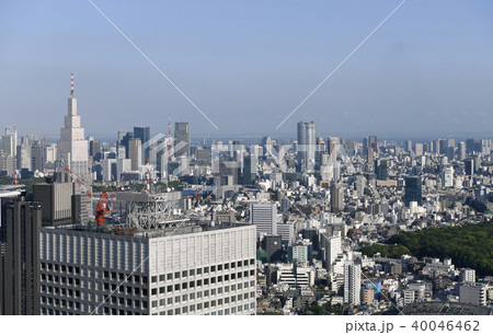 日本の東京都市景観 東京タワーや六本木ヒルズなど、街並みを望む 日本の東京都市景観 東京タワーや六本木ヒルズなど、街並みを望む 40046462