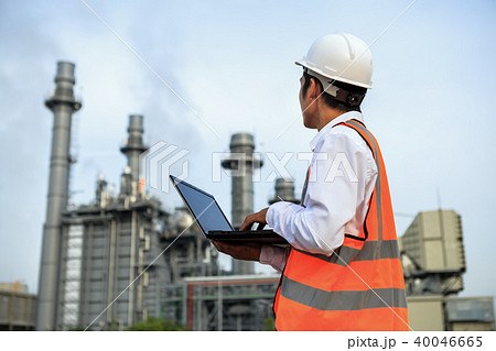 Engineer is checking  electric power plant 40046665