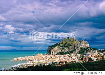 panorama of the old city 40048344