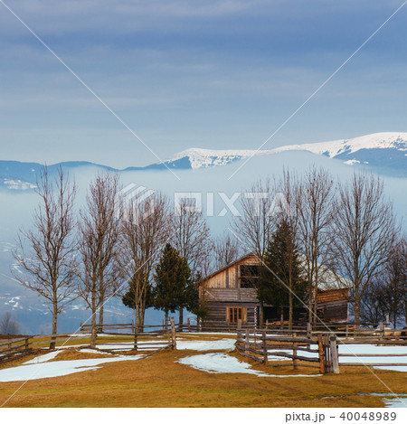 the beginning of spring in the mountains 40048989