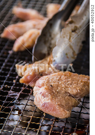 barbecued 40052912