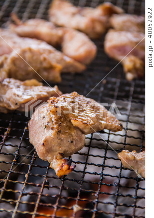barbecued 40052922