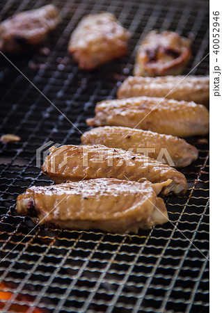 barbecued 40052946