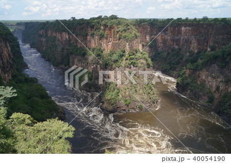 ジンバブエのザンベジ川の風景 ジンバブエのザンベジ川の風景 40054190