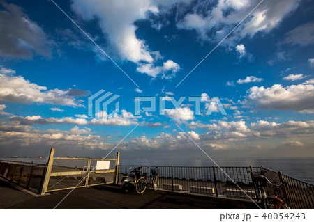 青い空、白い雲、光る海 青い空、白い雲、光る海 40054243