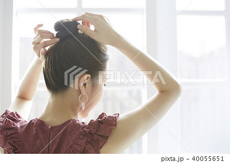 女性　ドレスアップ 40055651