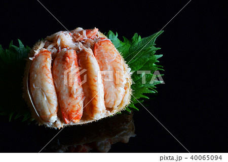 和食蒸し蟹の甲羅詰め 和食蒸し蟹の甲羅詰め 40065094