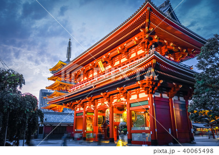 Kaminarimon gate, Senso-ji temple, Tokyo, Japan 40065498