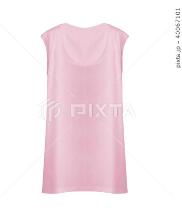 pink t-shirt isolated on white 40067101