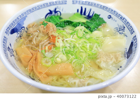 おいしいワンタン麺 おいしいワンタン麺 40073122