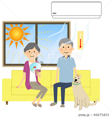 涼む高齢者カップル　熱中症対策 40075855