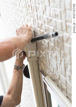 installation of an air conditioner installation of an air conditioner 40076306