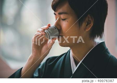 Montsuki-hakama 40076387