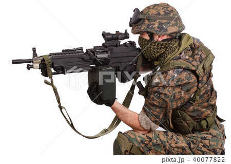 US MARINES with machine gun 40077822