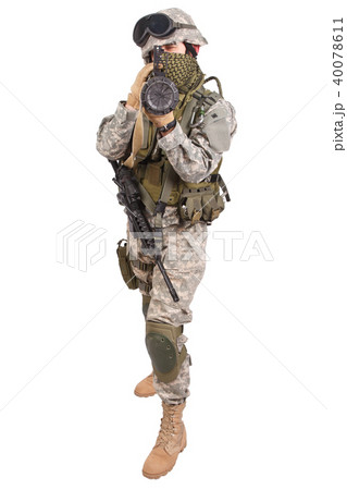 US soldier with anti-tank rocket launcher RPG on white background US soldier with anti-tank rocket launcher RPG on white background 40078611