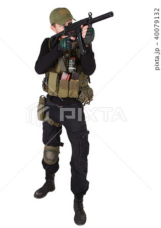 mercenary with mp5 submachine gun mercenary with mp5 submachine gun 40079132