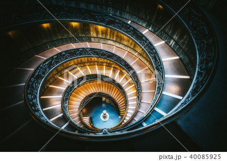 Staircase in Vatican Museums, Vatican, Rome, Italy Staircase in Vatican Museums, Vatican, Rome, Italy 40085925