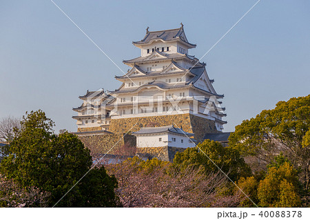 青空と姫路城大天守閣 40088378