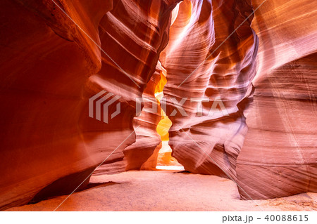 Upper Antelope Canyon Upper Antelope Canyon 40088615