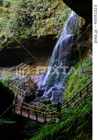 滝 瀧 瀑布 40091023