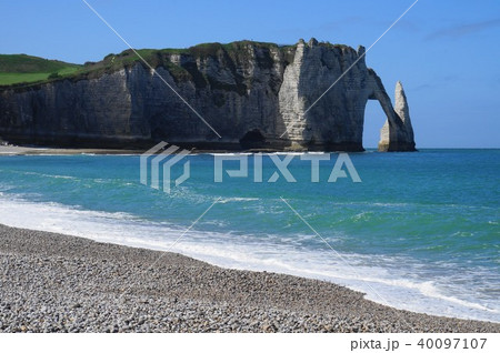 エトルタ アヴァルの断崖 エトルタ アヴァルの断崖 40097107