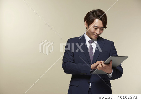 韓国 男 男性 40102573