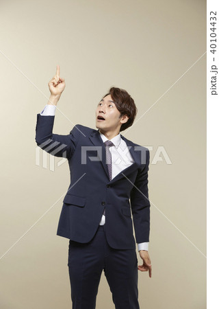 韓国 会社員 大人 40104432