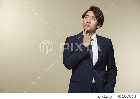 韓国 会社員 大人 40107051