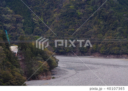 【奈良県・観光名所】谷瀬の吊り橋（谷瀬の吊橋・谷瀬橋） 40107365