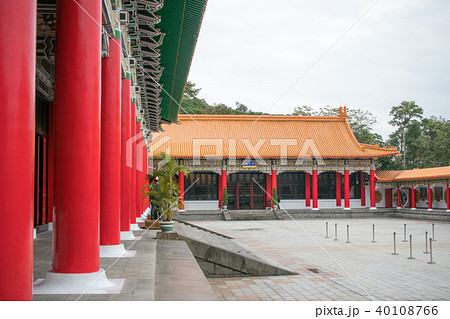 台湾 台北 中山区剣潭山 忠烈祠(ちゅうれつし) 衛兵と大殿広場 台湾 台北 中山区剣潭山 忠烈祠(ちゅうれつし) 衛兵と大殿広場 40108766
