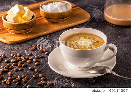 Bulletproof coffee, blended with organic  butter  40114097