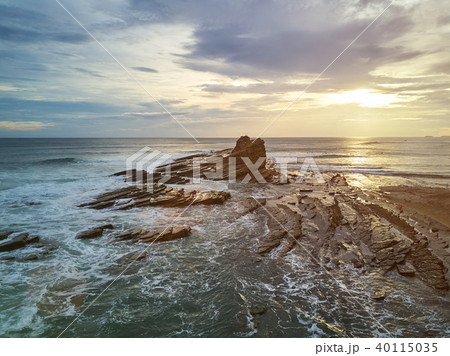 Sunset on ocean coastline in Nicaragua Sunset on ocean coastline in Nicaragua 40115035