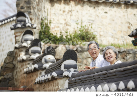 高齢者 老人 フェンス 40117433