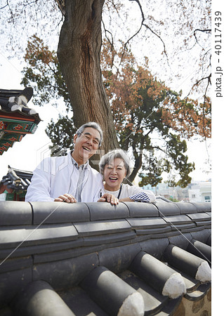 高齢者 老人 フェンス 40117439